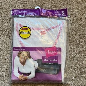 Hanes Her Way White V-Neck Henley Thermal with Pink Trim Size Small NEW
